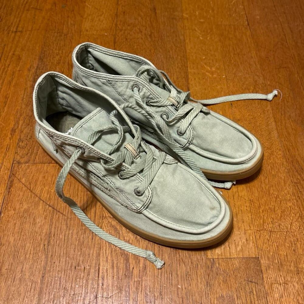 Sanuk Women's Green and Khaki Trainers